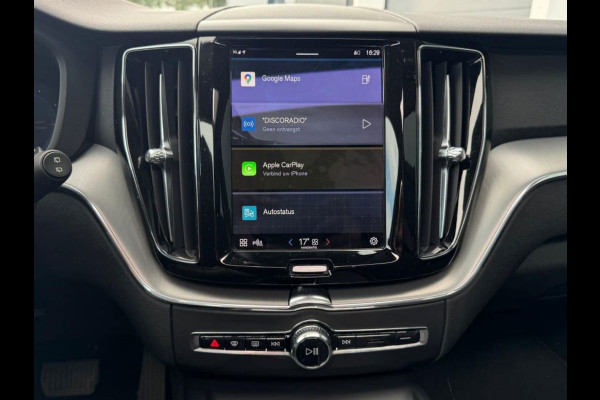 Volvo XC60 2.0 T6 Recharge AWD Inscription | PANO | Carplay