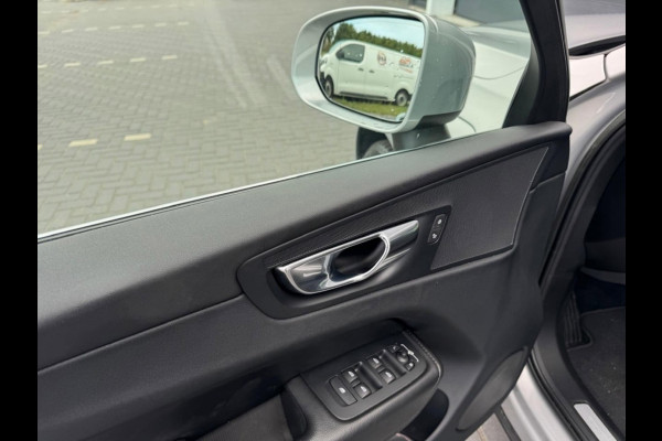 Volvo XC60 2.0 T6 Recharge AWD Inscription | PANO | Carplay