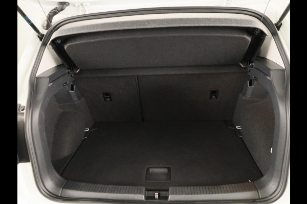 Volkswagen T-Cross 1.0 TSI Style 115PK | Automaat | Navigatie | Digitaal dashboard | ECC airco