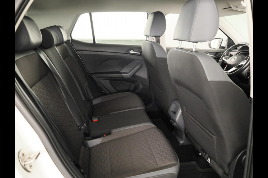 Volkswagen T-Cross 1.0 TSI Style 115PK | Automaat | Navigatie | Digitaal dashboard | ECC airco