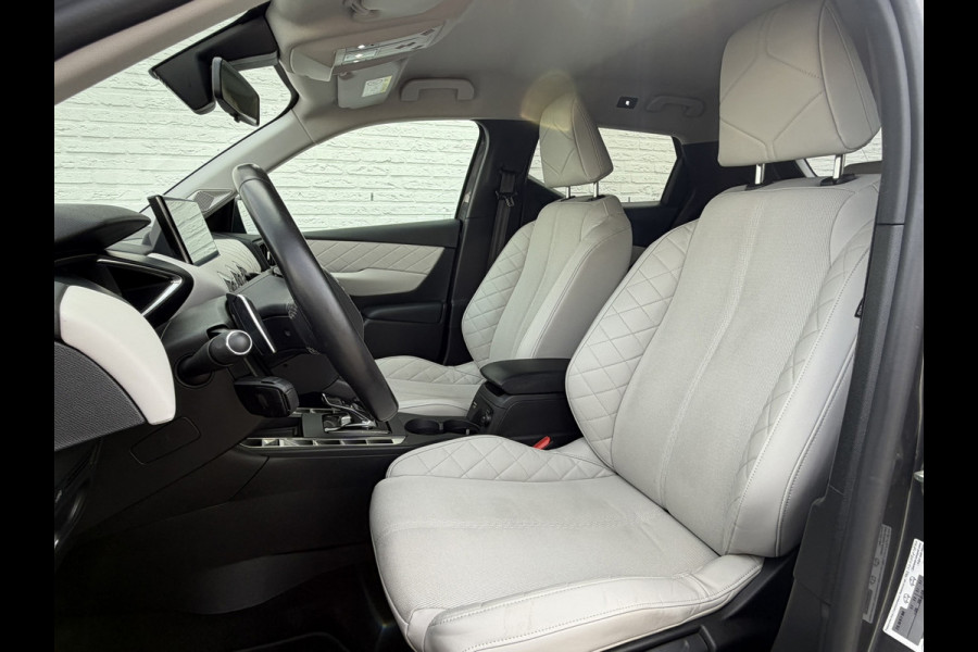 DS DS 3 Crossback 1.2 PureTech So Chic Camera Navigatie Carplay DAB Cruise Leder Lane assist