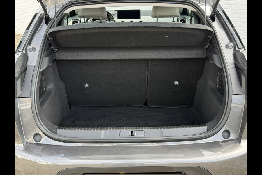 DS DS 3 Crossback 1.2 PureTech So Chic Camera Navigatie Carplay DAB Cruise Leder Lane assist