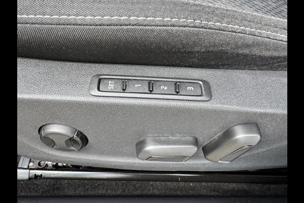 Škoda Octavia Combi 1.4 TSI iV PHEV * Digitale teller * 2x Memory * Head-Up *