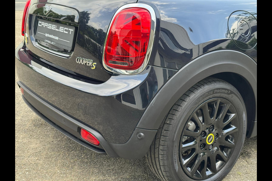 MINI Cooper SE Yours | LEDER | PANORAMADAK | CAMERA | CLIMAAT CONTROL