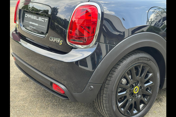 MINI Cooper SE Yours | LEDER | PANORAMADAK | CAMERA | CLIMAAT CONTROL