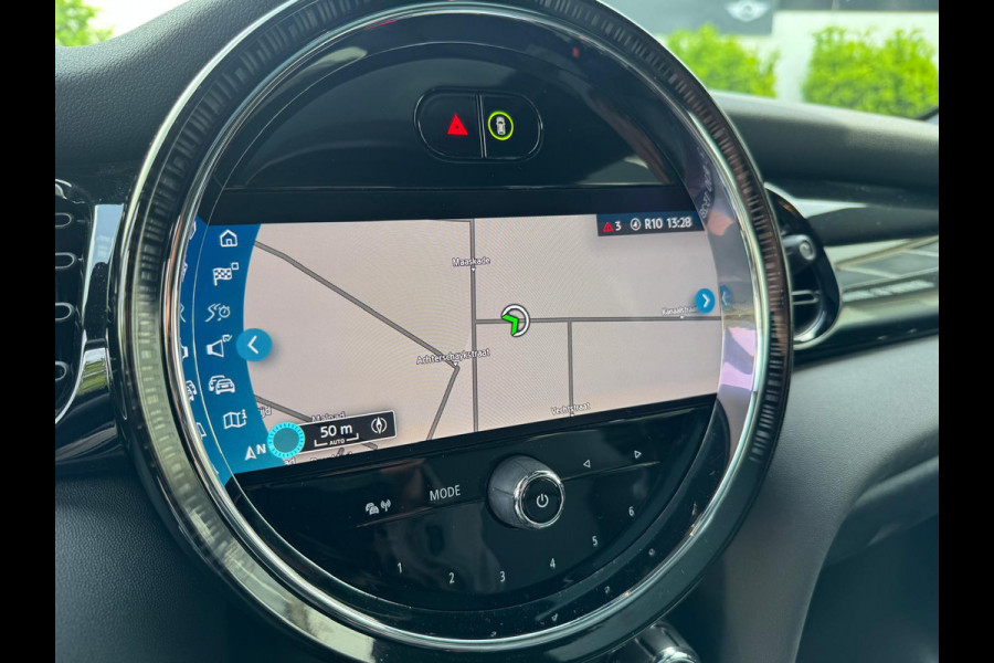 MINI Cooper SE Yours | LEDER | PANORAMADAK | CAMERA | CLIMAAT CONTROL