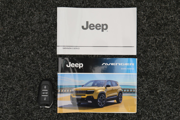 Jeep Avenger Summit 54 kWh