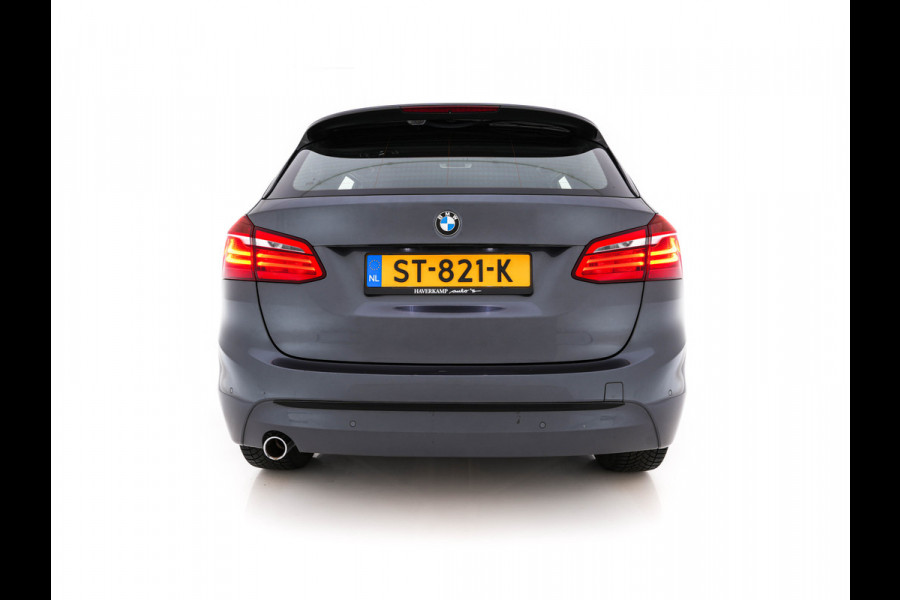 BMW 2 Serie Active Tourer 216d Sportline Corporate Lease High Executive Aut. *LEATHER | FULL-LED | HEATED-SPORTSEATS | NAVI-FULLMAP | ECC | HEAD-UP | PDC | CRUISE | 18''ALU*