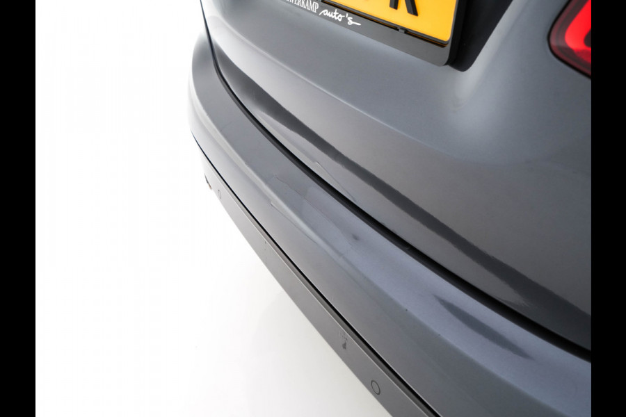 BMW 2 Serie Active Tourer 216d Sportline Corporate Lease High Executive Aut. *LEATHER | FULL-LED | HEATED-SPORTSEATS | NAVI-FULLMAP | ECC | HEAD-UP | PDC | CRUISE | 18''ALU*