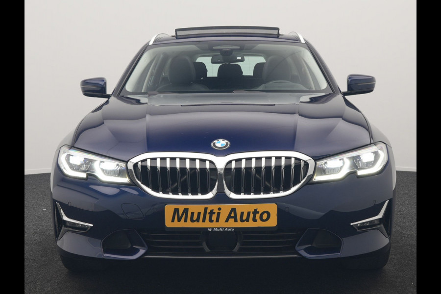 BMW 3 Serie Touring 330e Luxury Line PHEV 293pk Dealer O.H. | Trekhaak Af Fabriek | Panodak | Head Up | Adaptive Cruise | Laser LED | Camera | Lederen Comfortstoelen Verwarmd | Sfeerverlichting | Keyless | Blis | Apple Carplay | Navigatie | DAB | Plug In Hybrid |
