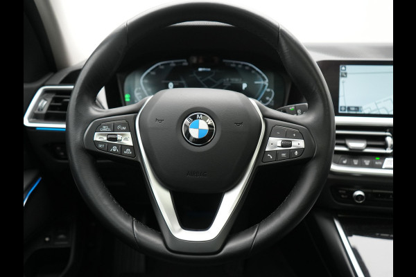 BMW 3 Serie Touring 330e Luxury Line PHEV 293pk Dealer O.H. | Trekhaak Af Fabriek | Panodak | Head Up | Adaptive Cruise | Laser LED | Camera | Lederen Comfortstoelen Verwarmd | Sfeerverlichting | Keyless | Blis | Apple Carplay | Navigatie | DAB | Plug In Hybrid |