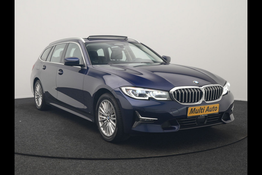 BMW 3 Serie Touring 330e Luxury Line PHEV 293pk Dealer O.H. | Trekhaak Af Fabriek | Panodak | Head Up | Adaptive Cruise | Laser LED | Camera | Lederen Comfortstoelen Verwarmd | Sfeerverlichting | Keyless | Blis | Apple Carplay | Navigatie | DAB | Plug In Hybrid |
