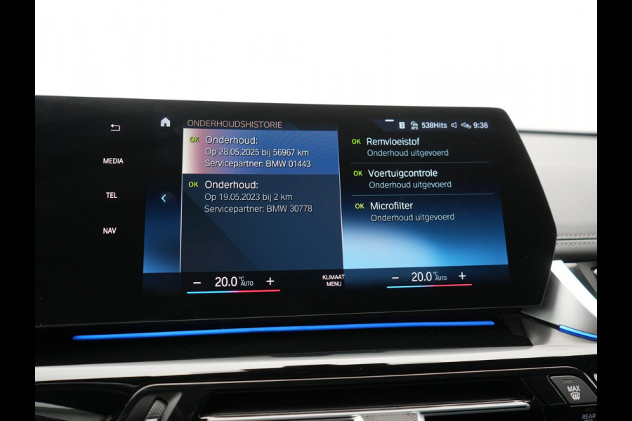 BMW iX1 xDrive30 xLine 67 kWh 306pk Dealer O.H. | Trekhaak Af Fabriek | Camera | Adaptief Onderstel | Lederen Sportstoelen Memory & Verwarmd | Sfeerverlichting | Apple Carplay | Blis | Navigatie | DAB | Virtual | Cruise Control |
