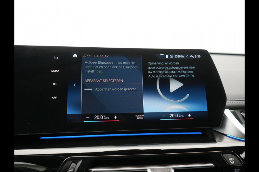 BMW iX1 xDrive30 xLine 67 kWh 306pk Dealer O.H. | Trekhaak Af Fabriek | Camera | Adaptief Onderstel | Lederen Sportstoelen Memory & Verwarmd | Sfeerverlichting | Apple Carplay | Blis | Navigatie | DAB | Virtual | Cruise Control |