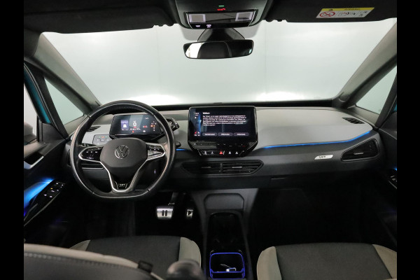 Volkswagen ID.3 First Plus 58 kWh 204pk|trekhaak| Matrix LED | interieurvoorverwarming| Camera| Navi|19'LM-velgen
