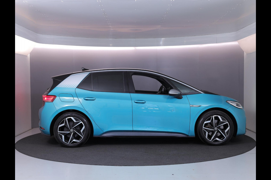Volkswagen ID.3 First Plus 58 kWh 204pk|trekhaak| Matrix LED | interieurvoorverwarming| Camera| Navi|19'LM-velgen