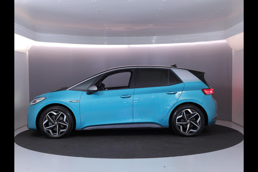 Volkswagen ID.3 First Plus 58 kWh 204pk|trekhaak| Matrix LED | interieurvoorverwarming| Camera| Navi|19'LM-velgen