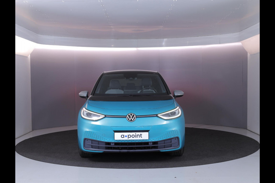 Volkswagen ID.3 First Plus 58 kWh 204pk|trekhaak| Matrix LED | interieurvoorverwarming| Camera| Navi|19'LM-velgen