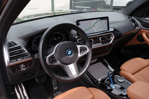 BMW iX3 High Executive 80 kWh 286 PK, Panoramadak, Leder, Driving. Ass. Prof, Camera,