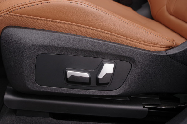 BMW iX3 High Executive 80 kWh 286 PK, Panoramadak, Leder, Driving. Ass. Prof, Camera,