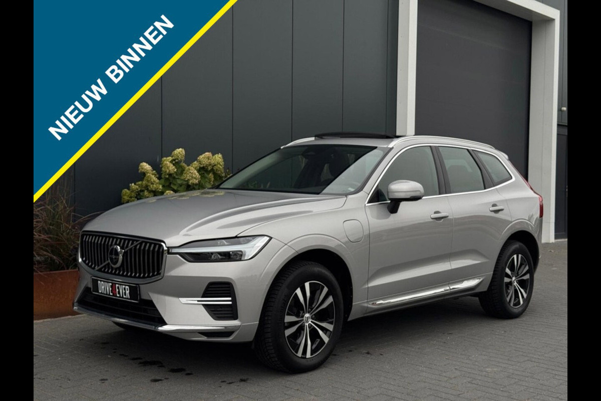 Volvo XC60 2.0 T6 Recharge AWD Inscription | PANO | Carplay
