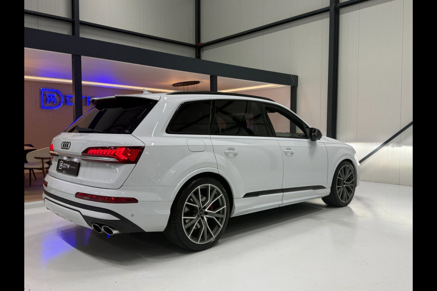 Audi SQ7 4.0 TDI Quattro 435pk Exclusive | Panoramadak | Trekhaak | Head-Up Display | Nachtzicht | Luchtvering| Carbon