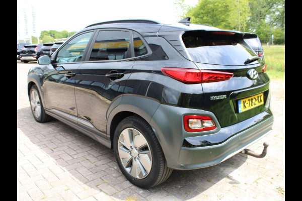 Hyundai Kona EV Limited 64 kWh | Trekhaak | Leder | Stoelverwarming/Koeling
