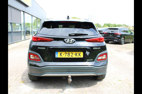 Hyundai Kona EV Limited 64 kWh | Trekhaak | Leder | Stoelverwarming/Koeling