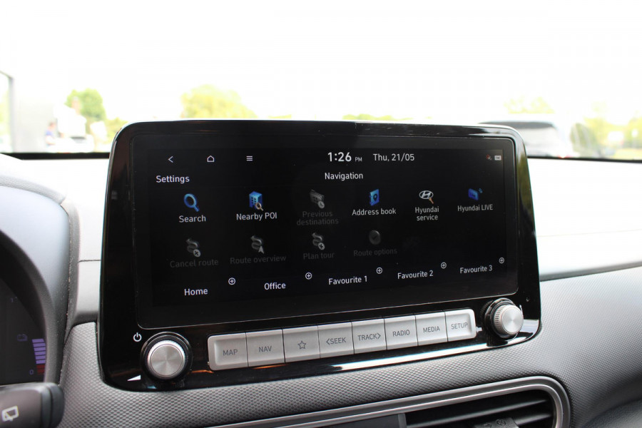 Hyundai Kona EV Limited 64 kWh | Trekhaak | Leder | Stoelverwarming/Koeling