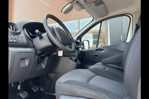 Nissan NV300 2.0 dCi 120pk E6 L2 3p Lease €276 p/m, Trekhaak, Airco, Navi, PDC, Cruise controle, Onderhoudshistorie aanwezig