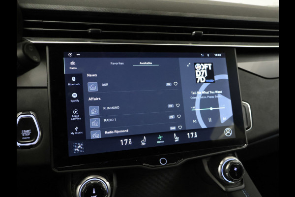 Lynk & Co 01 1.5 Sport (SCHUIFDAK,APPLE CARPLAY,NAVI,CAMERA,360 VIEW,STOELVERWARMING,CLIMATE,CRUISE,GETINT,SPORTSTOELEN,LM VELGEN)