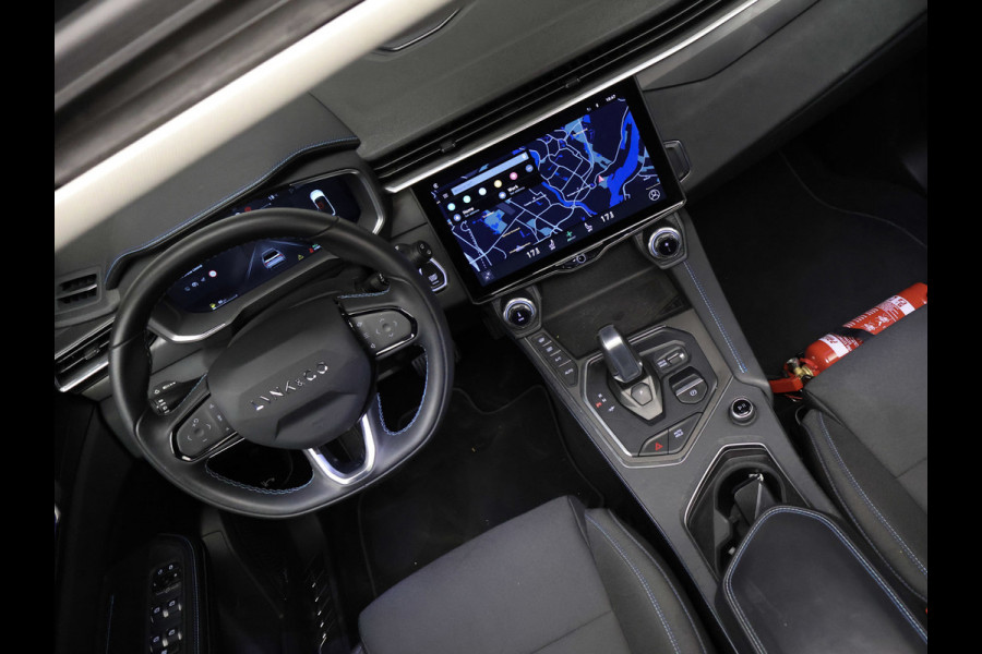 Lynk & Co 01 1.5 Sport (SCHUIFDAK,APPLE CARPLAY,NAVI,CAMERA,360 VIEW,STOELVERWARMING,CLIMATE,CRUISE,GETINT,SPORTSTOELEN,LM VELGEN)