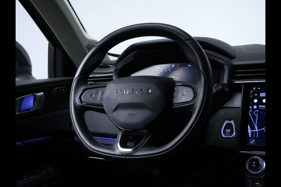 Lynk & Co 01 1.5 Sport (SCHUIFDAK,APPLE CARPLAY,NAVI,CAMERA,360 VIEW,STOELVERWARMING,CLIMATE,CRUISE,GETINT,SPORTSTOELEN,LM VELGEN)