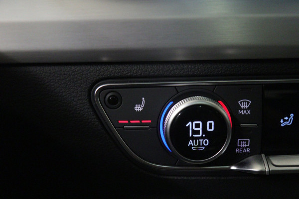Audi Q5 50 TFSI e 3xS-LINE PANO/CARPLAY/SFEERVER/STOELVER/VOL