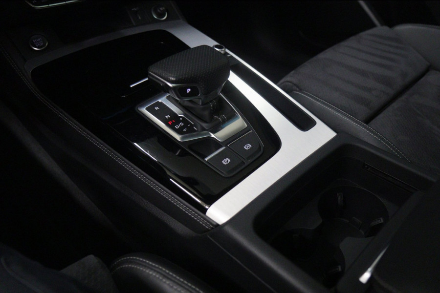 Audi Q5 50 TFSI e 3xS-LINE PANO/CARPLAY/SFEERVER/STOELVER/VOL