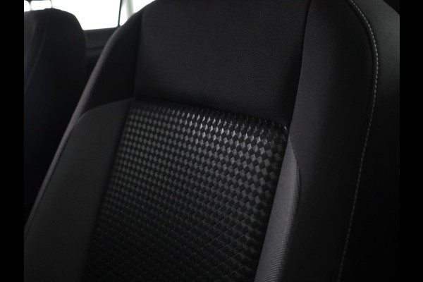Volkswagen T-Cross 1.0 TSI R-Line 110PK | Automaat | Navigatie | Camera | Digitaal dashboard | Stoelverwarming