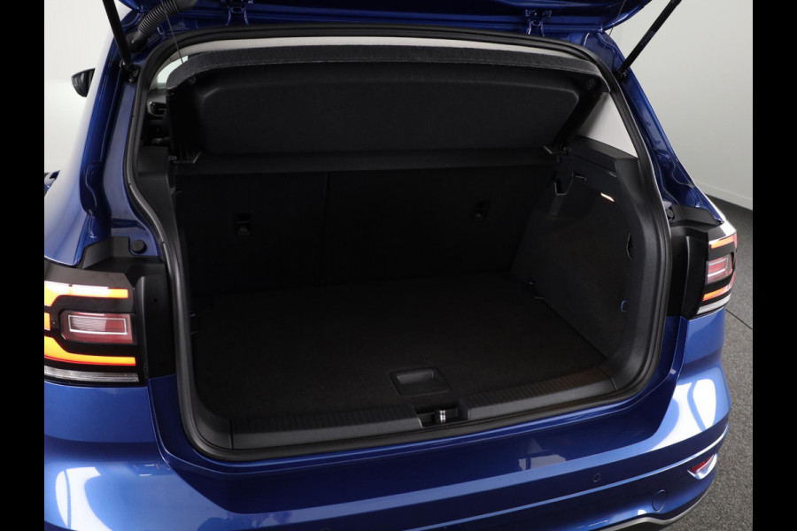 Volkswagen T-Cross 1.0 TSI R-Line 110PK | Automaat | Navigatie | Camera | Digitaal dashboard | Stoelverwarming