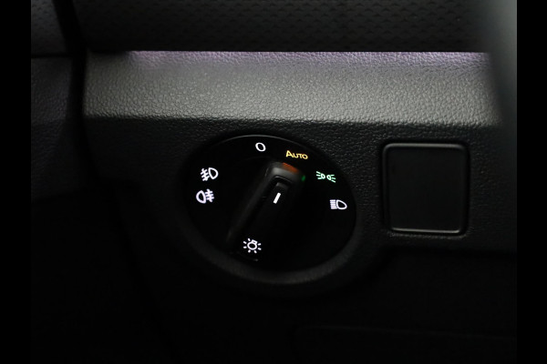 Volkswagen T-Cross 1.0 TSI R-Line 110PK | Automaat | Navigatie | Camera | Digitaal dashboard | Stoelverwarming
