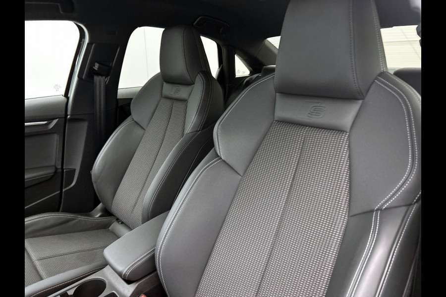 Audi A3 Limousine 30 TFSI S edition DEMO ! Navigatie Apple Carplay/Android Auto Parkeersensoren Adaptive Cruise Control Virtual Cockpit Climate Control Getinte ramen Lichtmetalen velgen