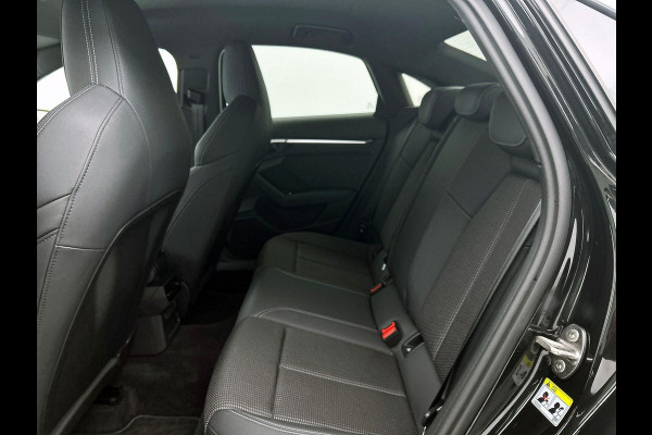 Audi A3 Limousine 30 TFSI S edition DEMO ! Navigatie Apple Carplay/Android Auto Parkeersensoren Adaptive Cruise Control Virtual Cockpit Climate Control Getinte ramen Lichtmetalen velgen