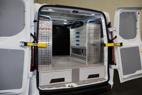 Ford Transit Custom 2.0 TDCI 130pk L1 H1 Trend Automaat