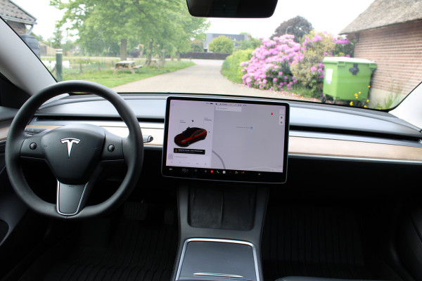 Tesla Model 3 Long Range AWD 75 kWh SOh 91,5% LEER PANO NAVI