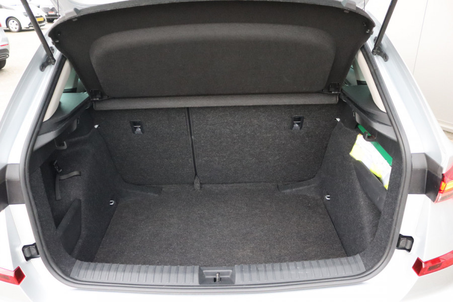 Škoda Kamiq 1.0 TSI 116PK Business Edition Facelift/Carplay-android/Camera/Keyfree/Parkeerhulp