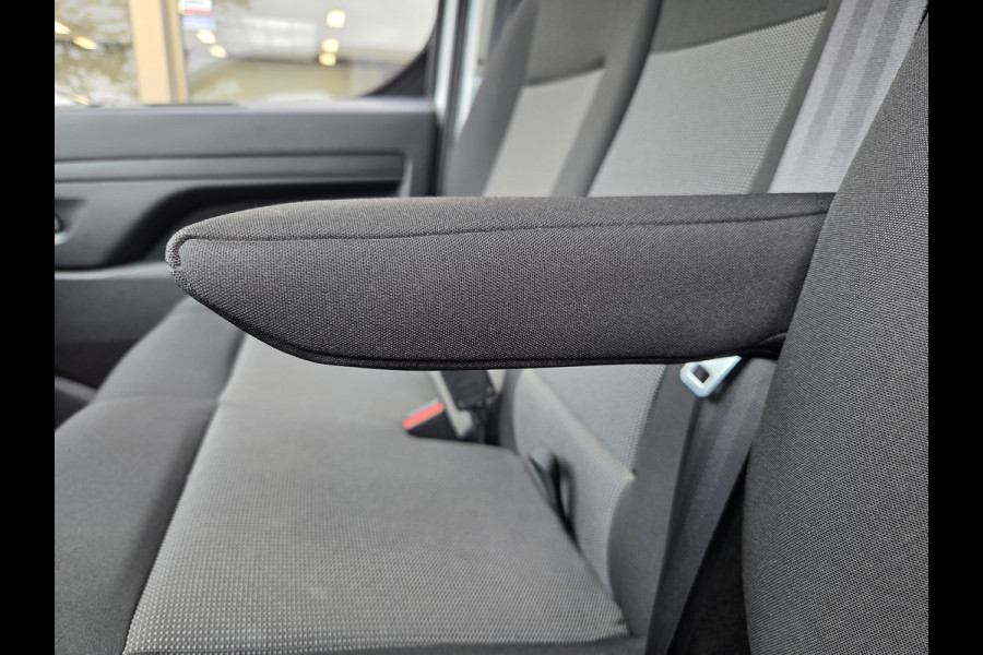 Peugeot e-Expert Long L3 75 kWh PDC  Stoelverwarming Airco Achteruitrijcamera Cruise control