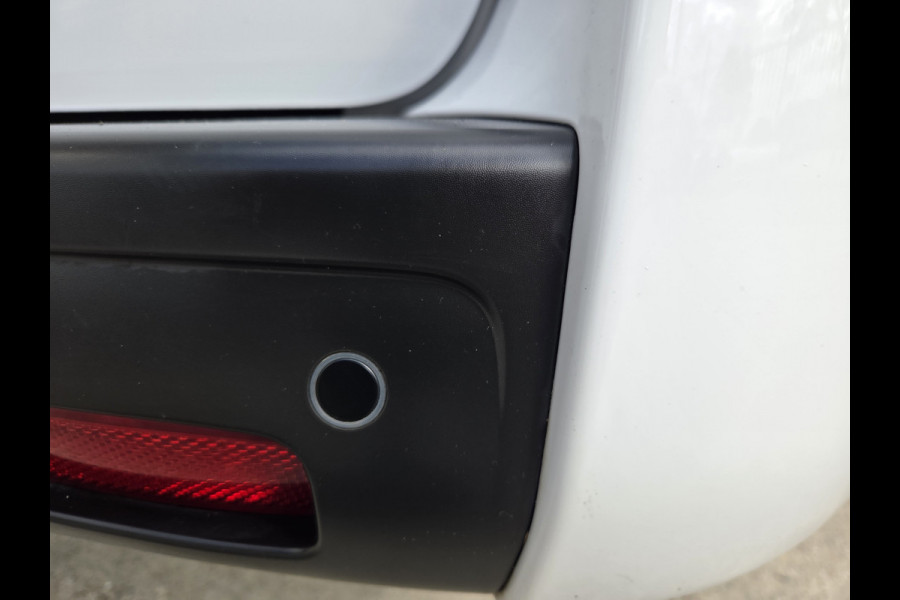 Peugeot e-Expert Long L3 75 kWh PDC  Stoelverwarming Airco Achteruitrijcamera Cruise control