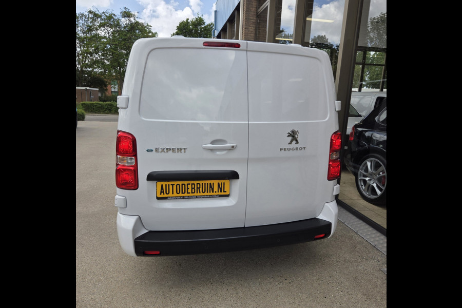 Peugeot e-Expert Long L3 75 kWh Panoramazichtsysteem Stoelverwarming Airco Achteruitrijcamera