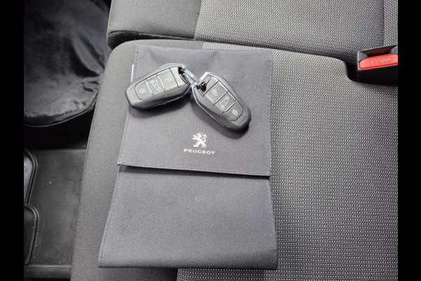 Peugeot e-Expert Long L3 75 kWh Panoramazichtsysteem Stoelverwarming Airco Achteruitrijcamera