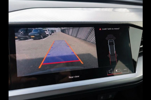 Audi Q4 e-tron 40 Advanced edition 77 kWh 204pk | Parkeercamera | Stoelverwarming | Navigatie | Keyless Pakket