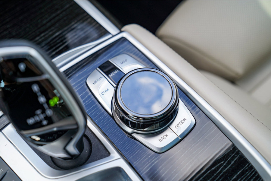 BMW 7 Serie 745e High Executive | 360 Camera | Head Up Display | Harman/Kardon | Stuurwielverwarming | Stoelverkoeling