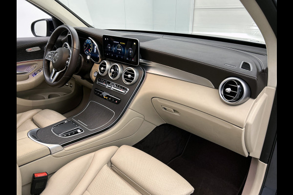 Mercedes-Benz GLC 300e 4MATIC Business Solution Luxury / 360camera / Navi / Panorama dak / Leder Bicolor / Apk 11-2027